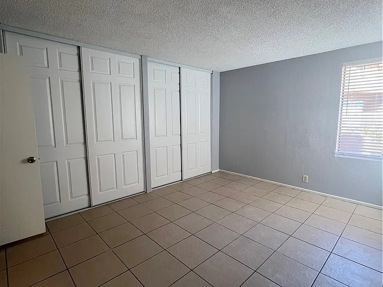 1400 W Edgehill Rd #11 — Photo 8