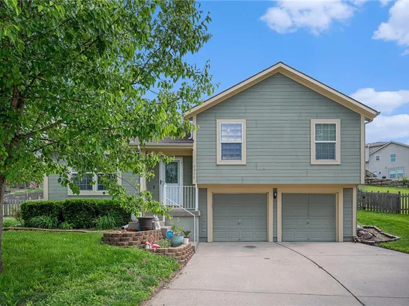 8304 NE 115th St, Kansas City, MO 64157