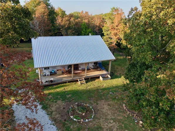 4083 Madison St #3375, Huntsville, AR 72740