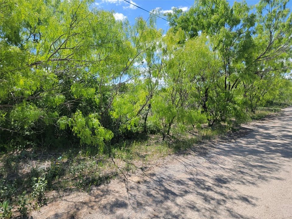 1st image of 8020 County Road 604