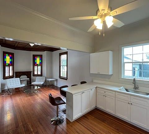 3rd image of 1019 Adams St #1
