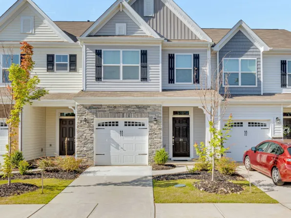 31 Fair Village Ln, Simpsonville, SC 29680