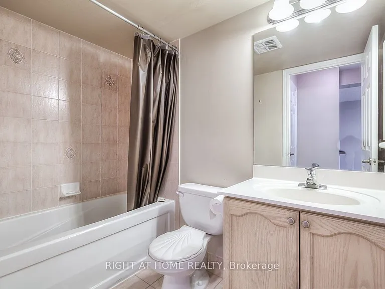 61 Town Centre Ct #1106 — Photo 11