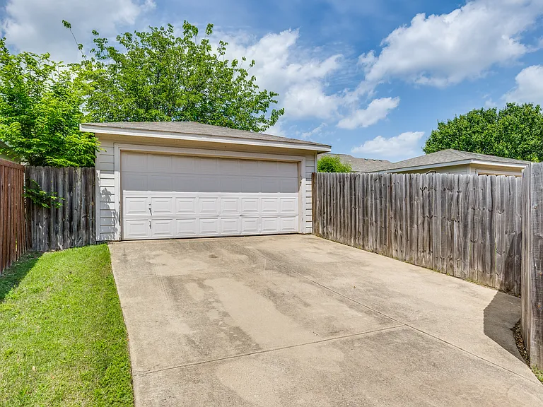 2609 Van Buren Dr #0 — Photo 23