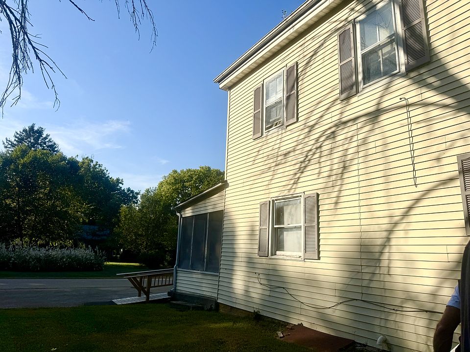 1st image of 8217 Clinton St #B