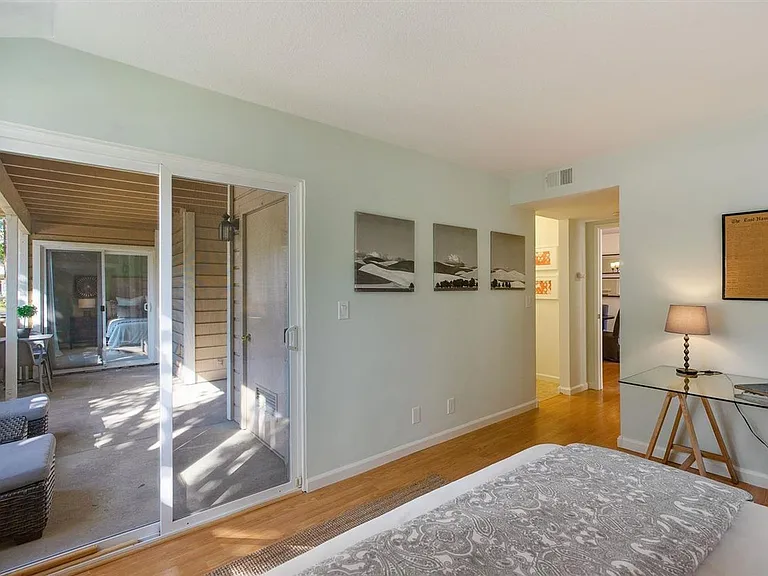 760 Canyon Oaks Dr #D — Photo 13