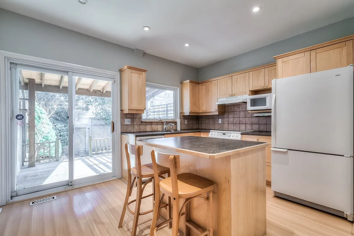 11 Marjory Ave photo 1