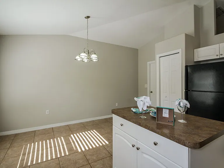 2815 93rd Ct E — Photo 7