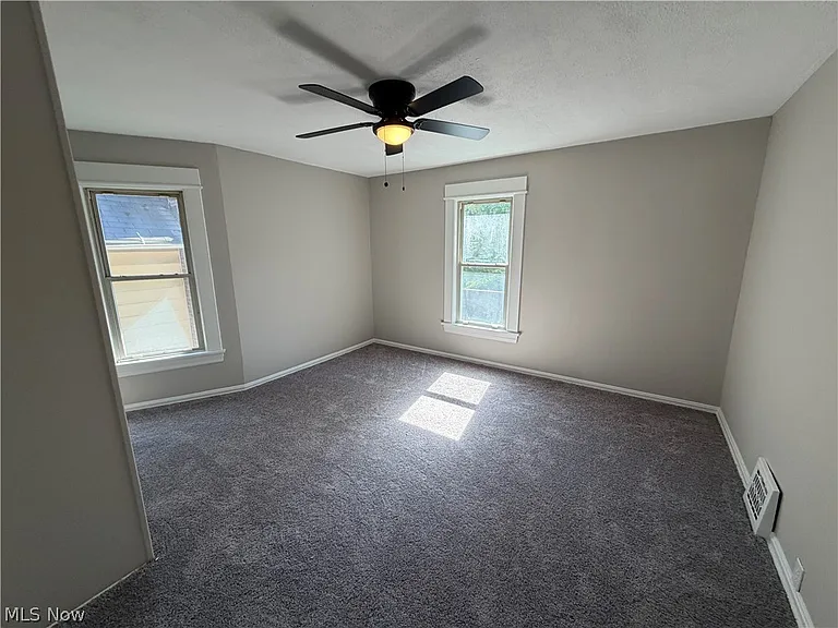 1462 Felton Rd — Photo 11