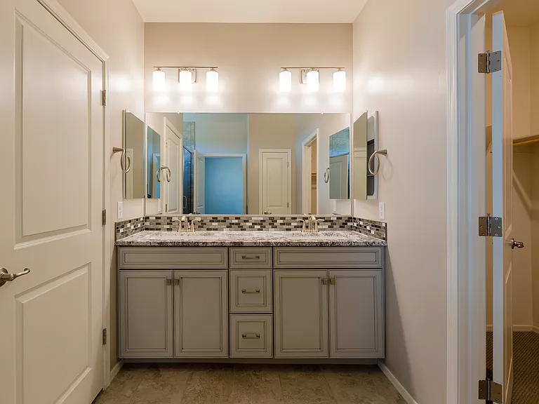 10324 S Barlow Way — Photo 15
