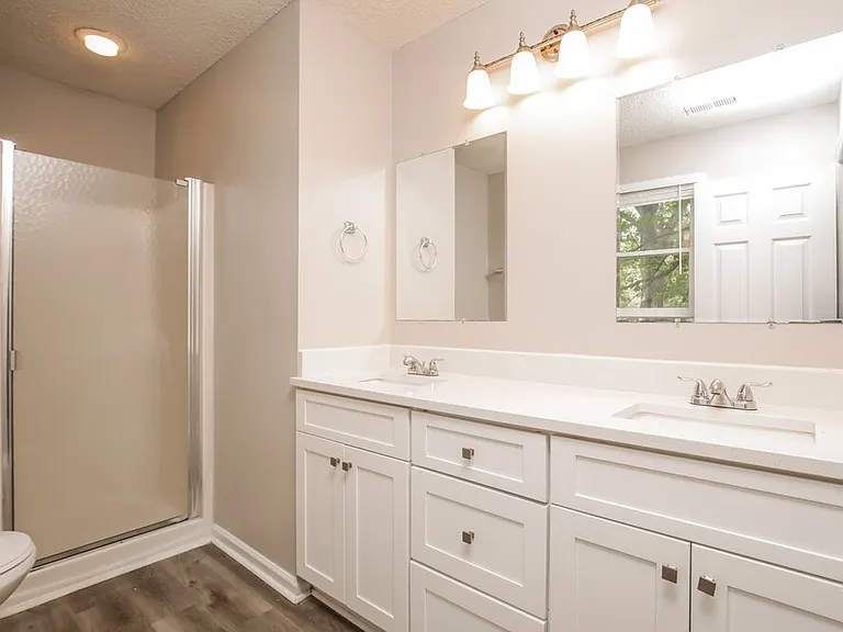 102 Fawn Ridge Ct — Photo 12