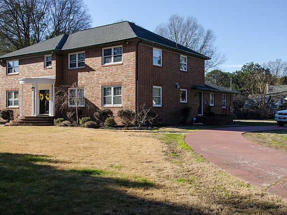 2nd image of 25 Cedar Ln