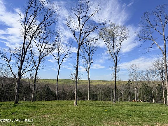 2nd image of 35905 Maries Road 208