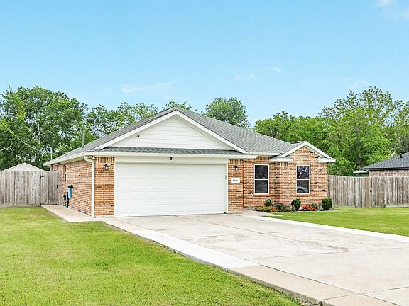 2nd image of 6108 Fox Ridge Dr