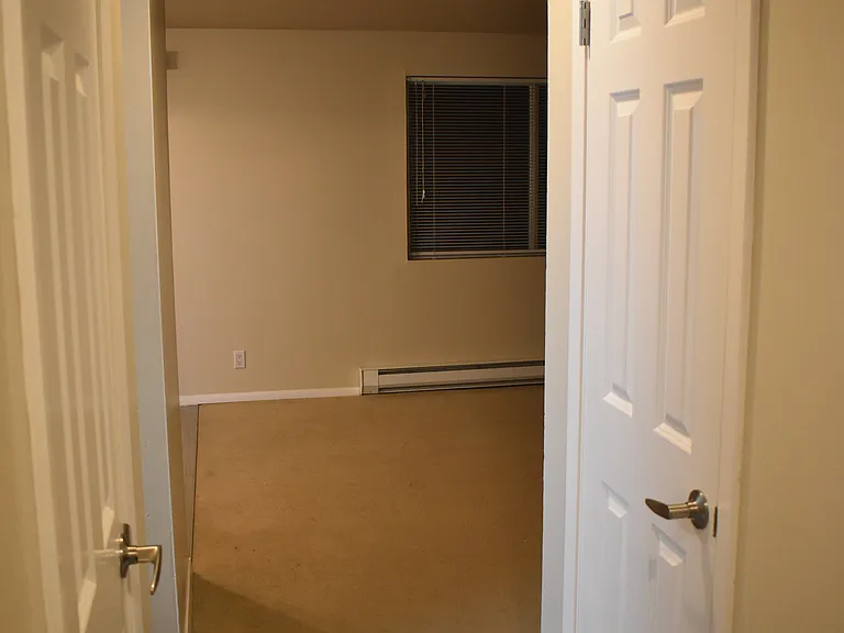 6107 NE 194th Pl #4 — Photo 12