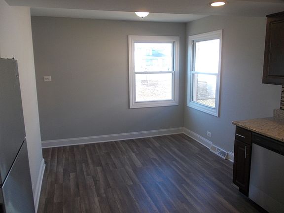 5th image of 9804 S Mason Ave