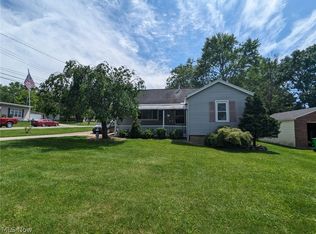 1330 Noble St, Barberton, OH 44203