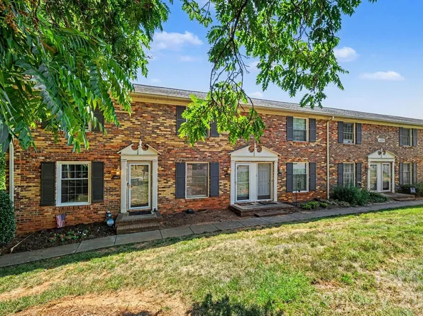 4329 Hathaway St APT B, Charlotte, NC 28211
