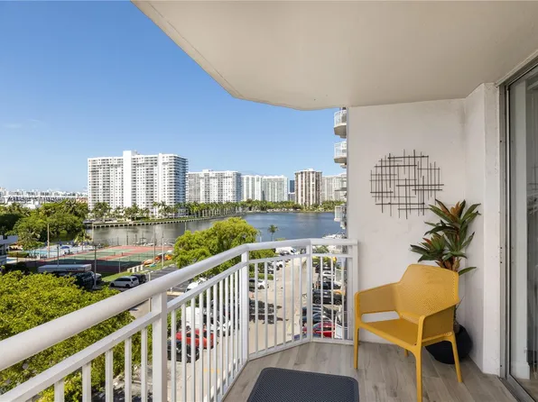 18051 Biscayne Blvd APT 502, Aventura, FL 33160