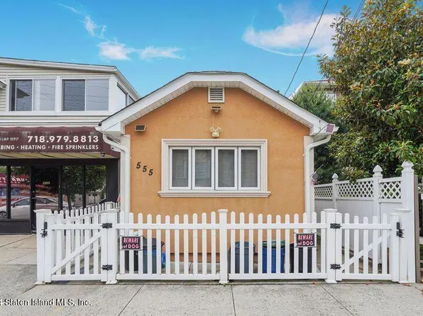555 Lincoln Ave, Staten Island, NY 10306