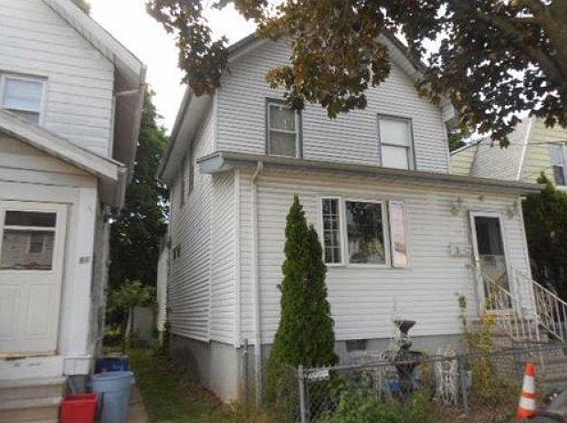2nd image of 13 McAllister Pl
