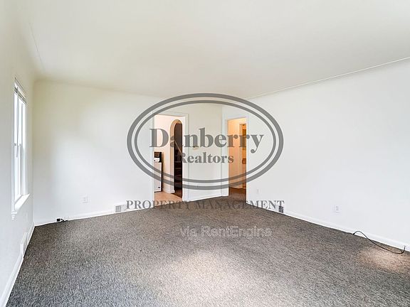 4th image of 919 Brookley Blvd