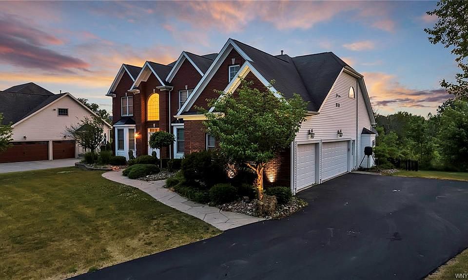 8889 Stonebriar Dr, Clarence Center, NY 14032 Zillow