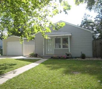 2216 Sloan St, Manhattan, KS, 66502