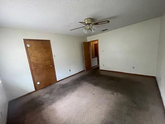 5th image of 14542 Honeysuckle St #191