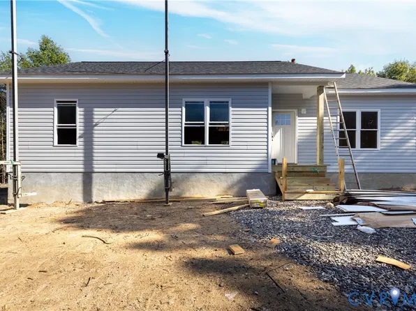 46 Atkins Rd, Farmville, VA 23901