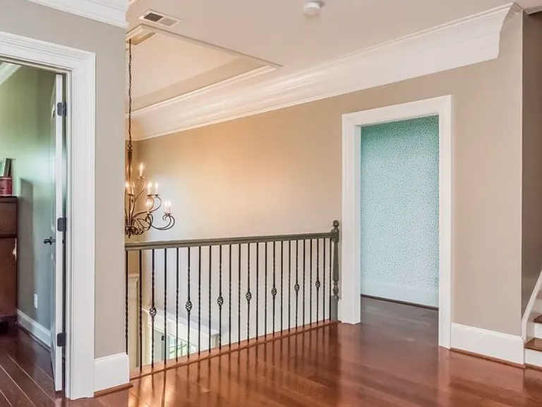 905 Shepards Ct — Photo 18