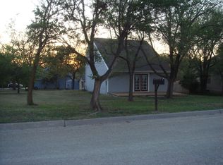 401 Hickory St, Wakefield, KS 67487