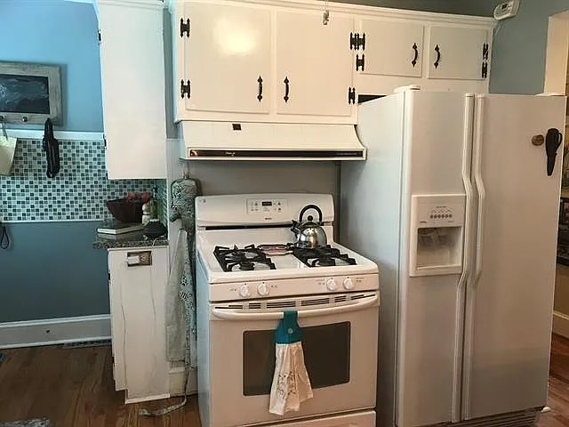 611 Highland Way — Photo 6