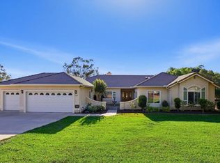 1352 Tierra Roja Dr, Fallbrook, CA 92028