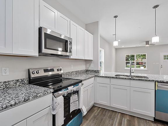 4th image of 416 Crawford Rd