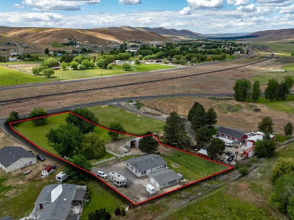 2009 S Goose Gap Rd, Benton City, WA 99320