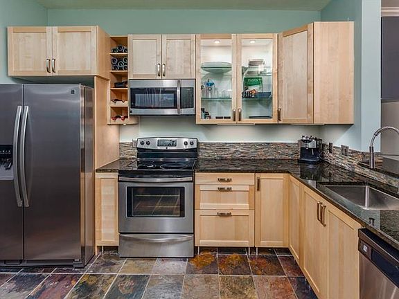 4th image of 443 Hamptoncrest 105 Cir