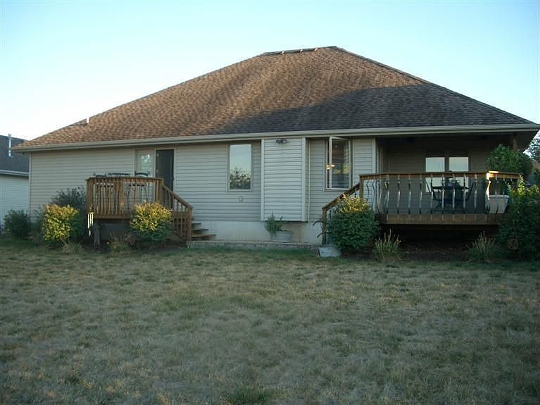 2nd image of 4331 W Forest Ridge Rd