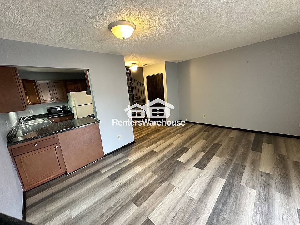 1st image of 7126 72nd Ln N APT 266