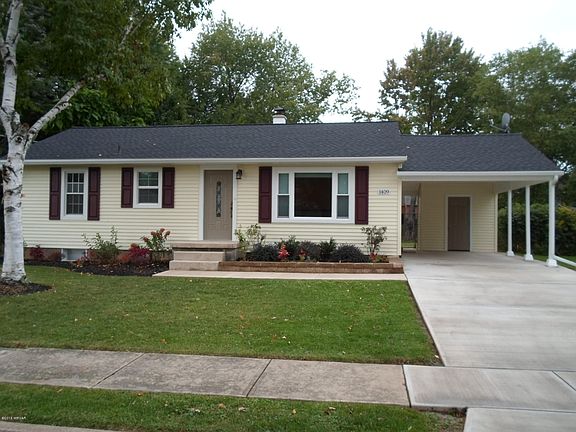 3rd image of 1409 Richards Ave