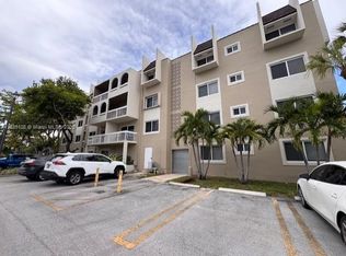 7732 Camino Real #F-401, Miami, FL 33143