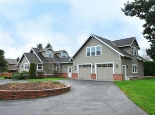 19183 Central Point Rd, Oregon City, OR 97045