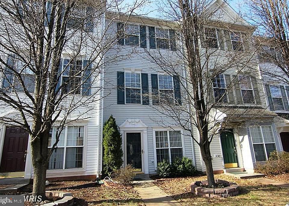 1st image of 2424 Dew Meadow Ct