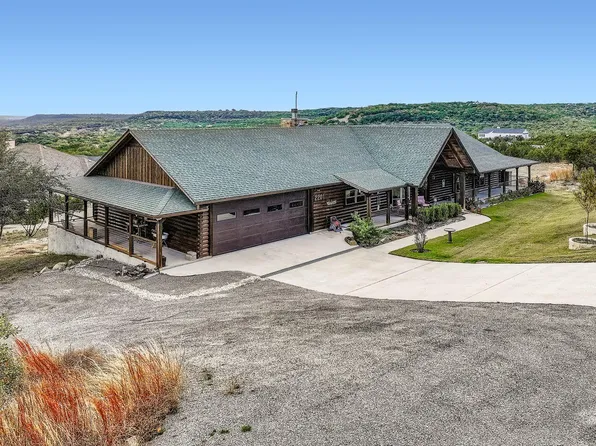 2201 Whitewater Dr, Bertram, TX 78605