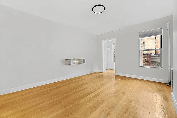 Rented by REAL New York | media 5