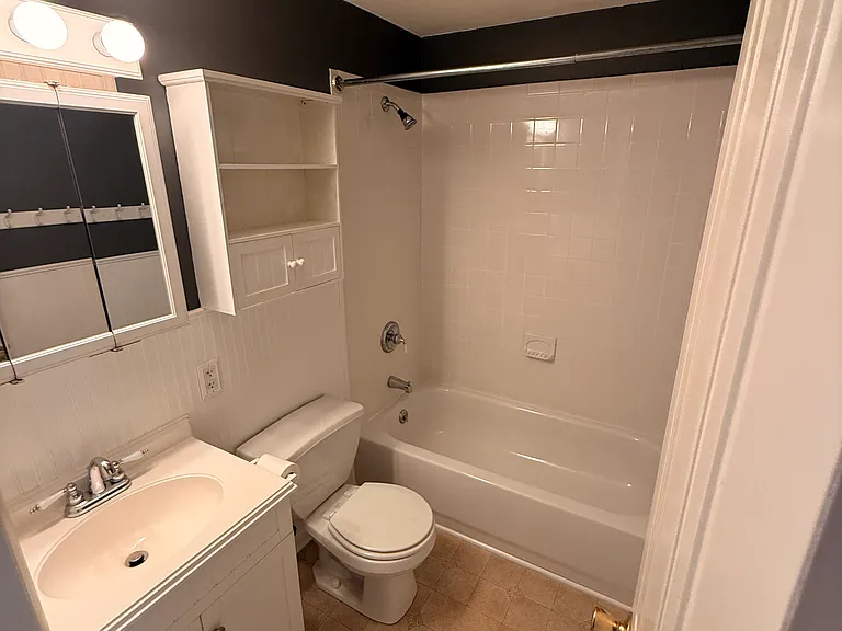 369 Cameco Cir — Photo 7