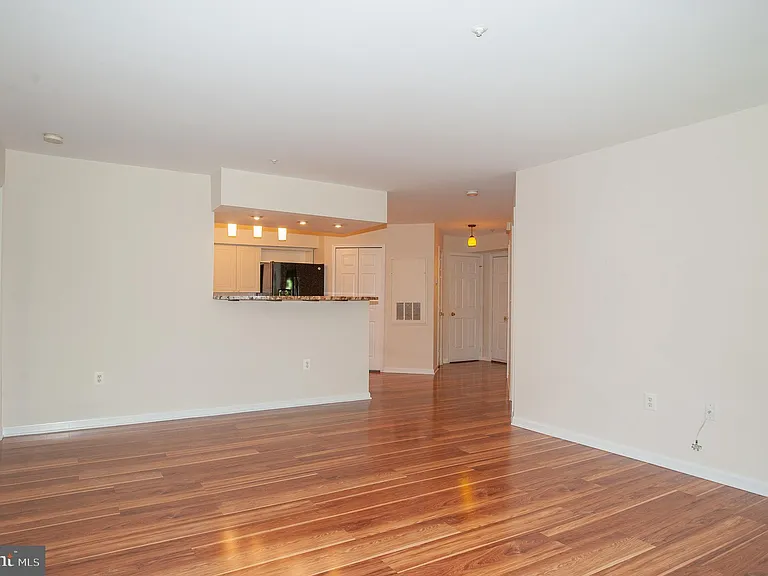 5958 Founders Hill Dr #101B — Photo 9
