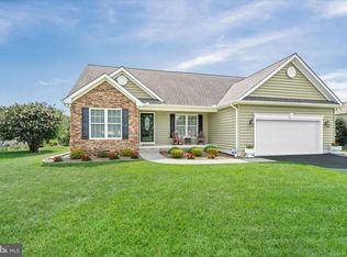 699 W Lake Dr, Smyrna, DE 19977