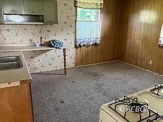4th image of 329 N 3rd Ave