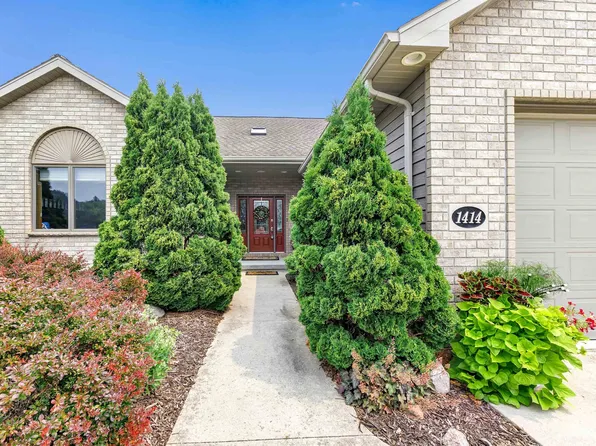 1414 Melissa Ln, New Holstein, WI 53061